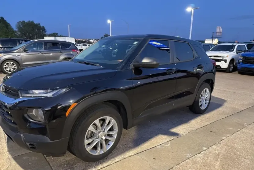 2021 Chevrolet Trailblazer LS photo 1