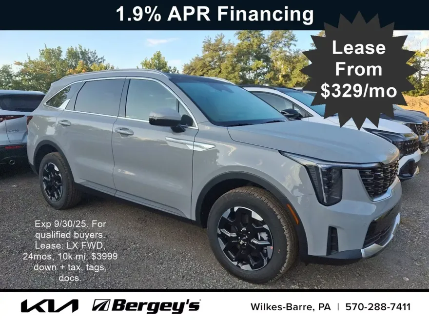 2026 Kia Sorento S photo 1