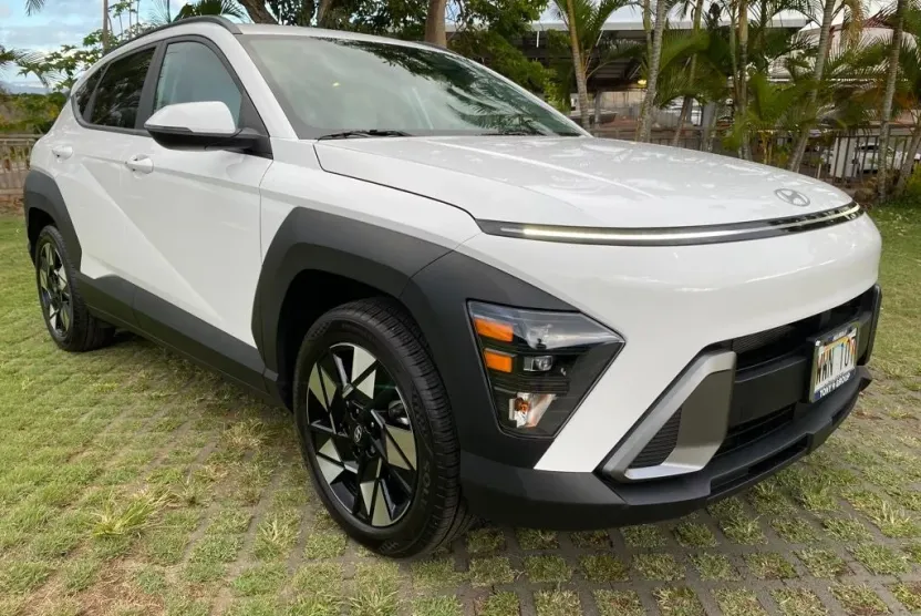 2024 Hyundai Kona SEL photo 1