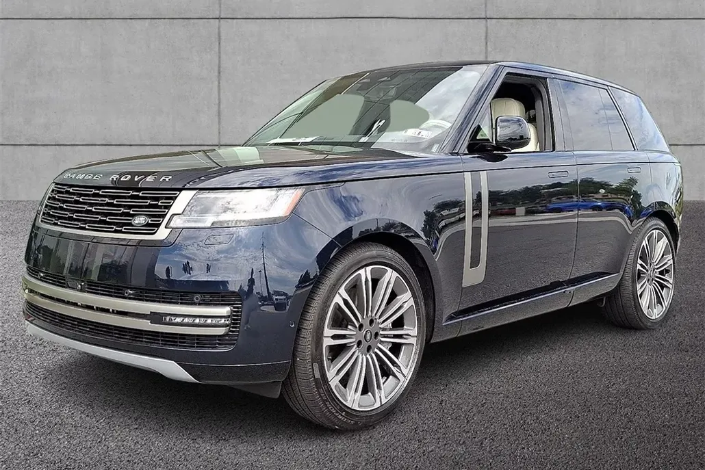 2025 Land Rover Range Rover SE photo 1