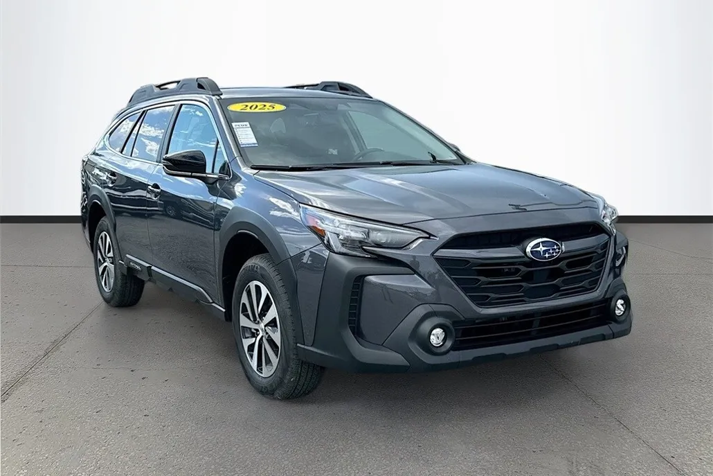 2025 Subaru Outback Premium photo 1