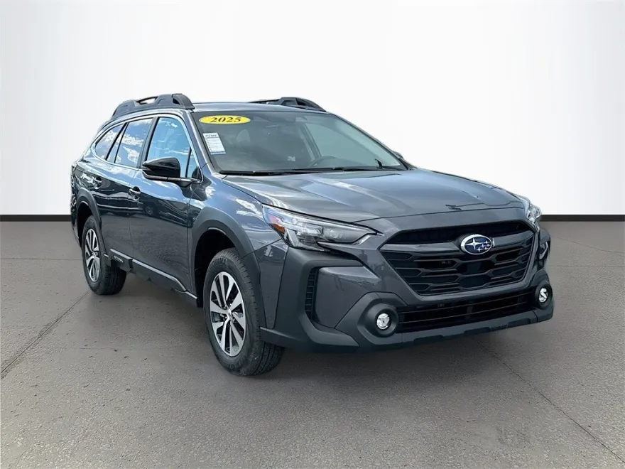 2025 Subaru Outback Premium photo 1