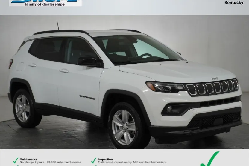 2022 Jeep Compass Latitude photo 1