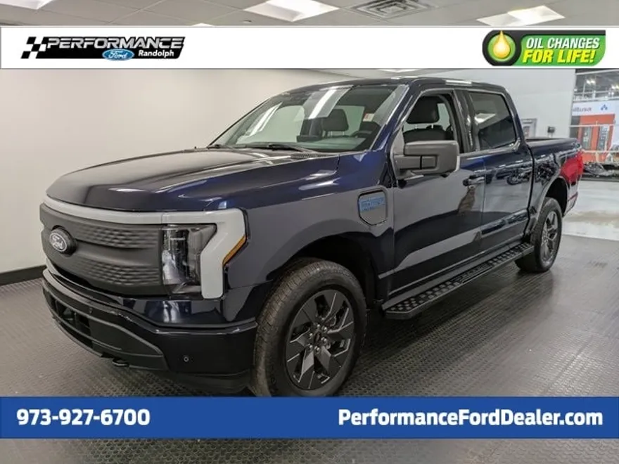 2024 Ford F-150 Lightning photo 1