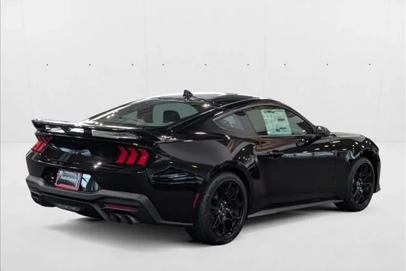 2025 Ford Mustang GT Premium photo 1