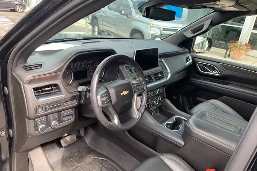 2021 Chevrolet Tahoe LT photo 1