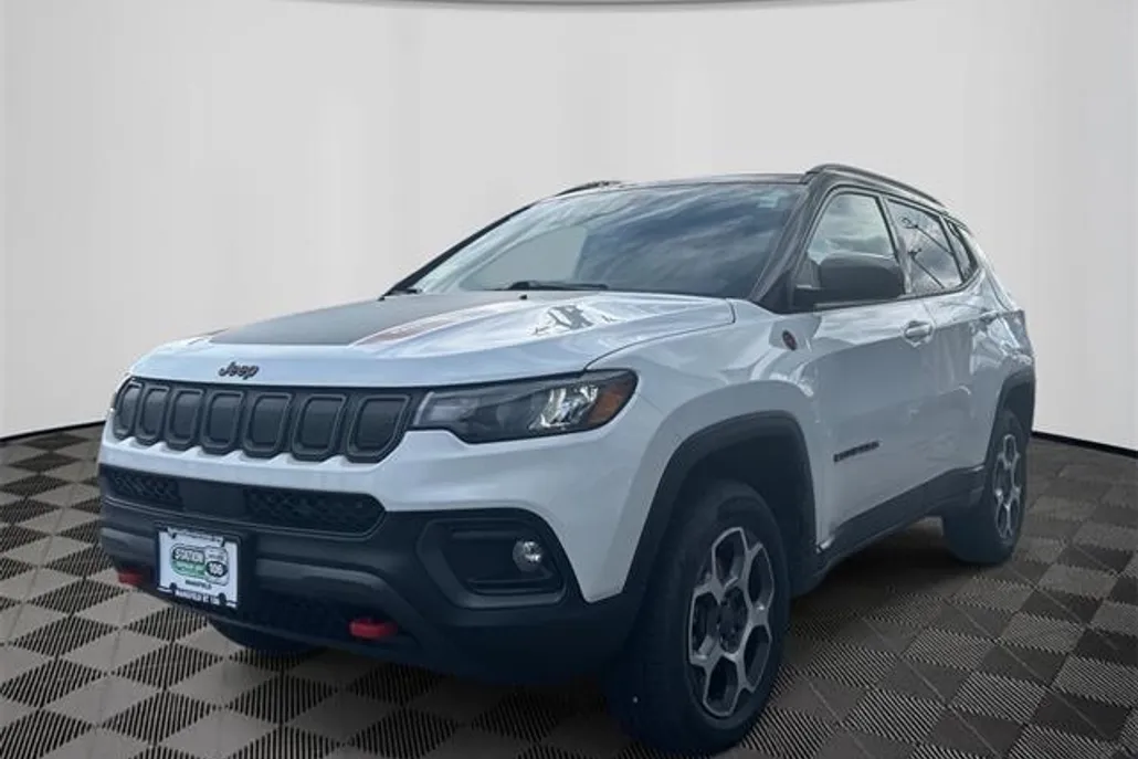 2022 Jeep Compass Trailhawk photo 1