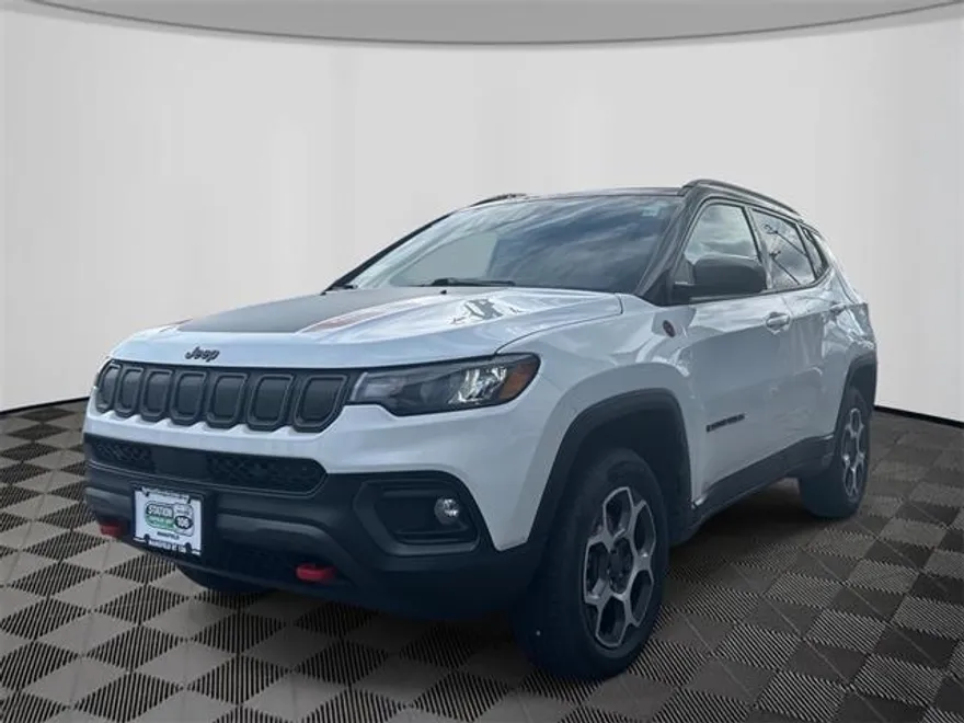 2022 Jeep Compass Trailhawk photo 1