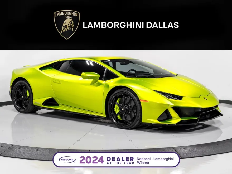 2023 Lamborghini Huracan Evo Coupe photo 1