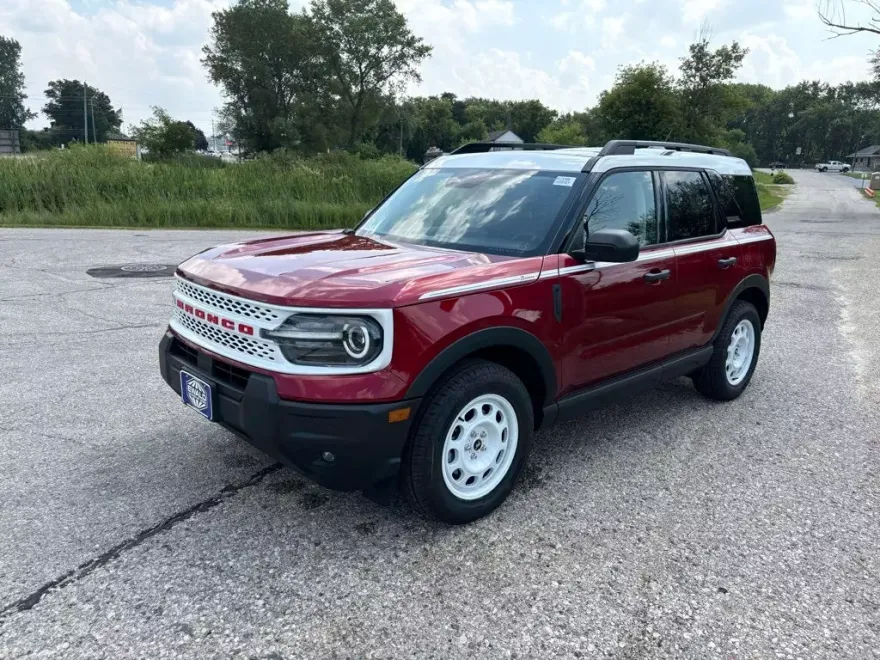 2025 Ford Bronco Sport Heritage photo 1