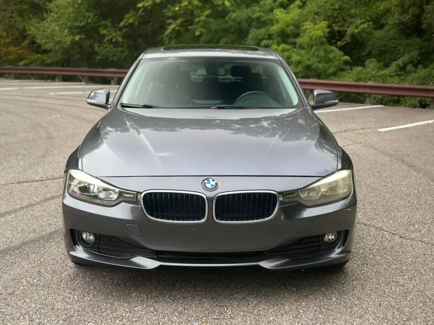 2014 Bmw 320i photo 1