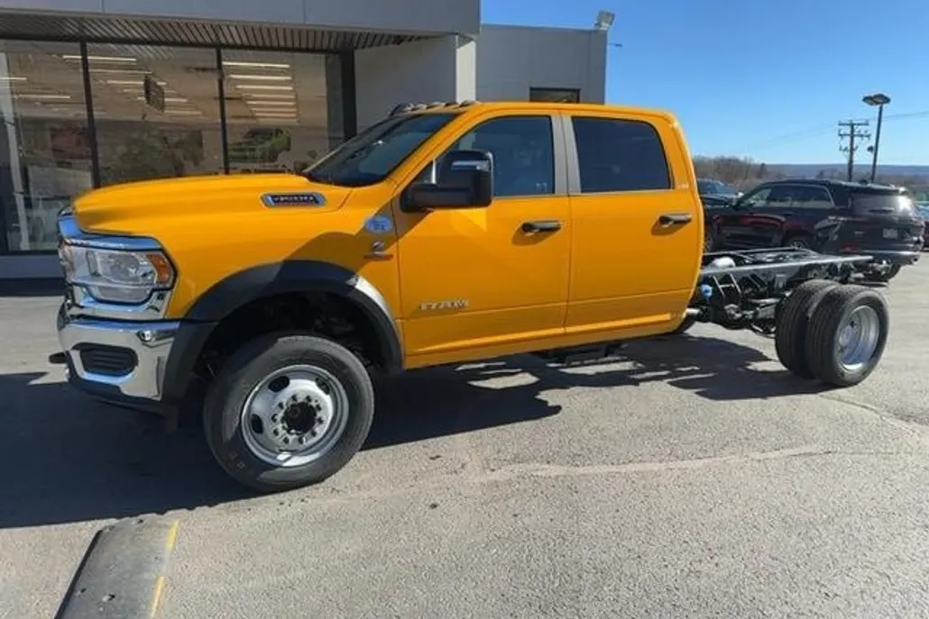 2024 Ram 4500 SLT photo 1