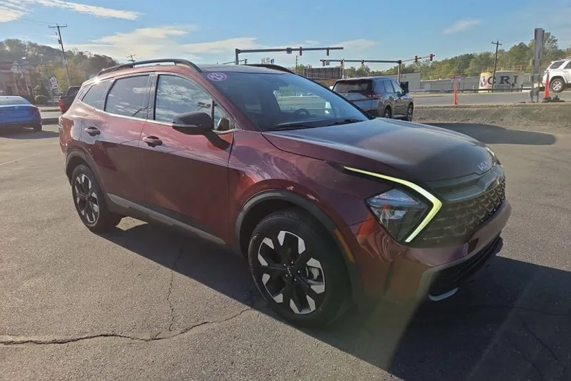 2023 Kia Sportage X-Line photo 1