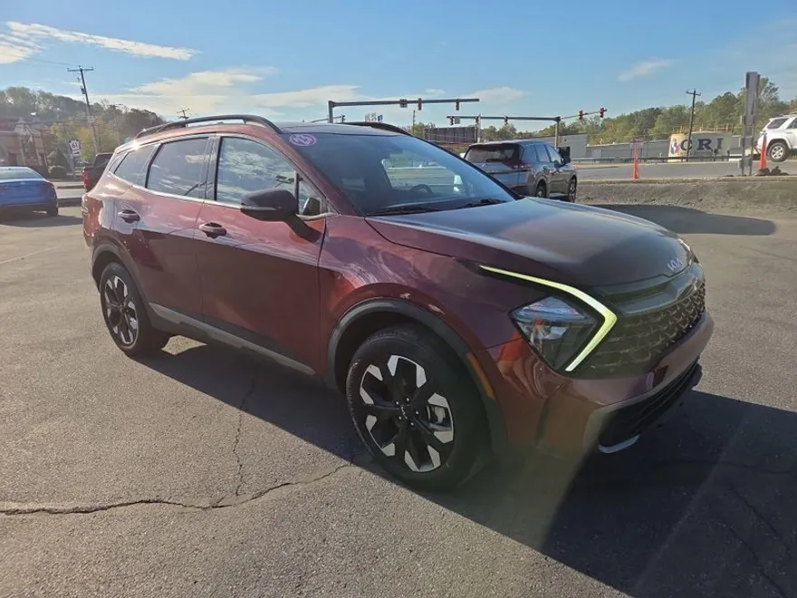 2023 Kia Sportage X-Line photo 1