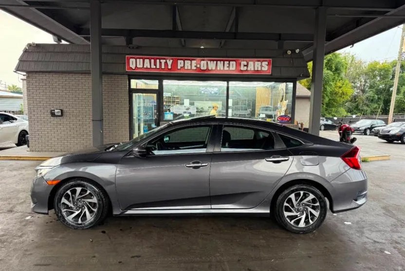 2016 Honda Civic EX photo 1