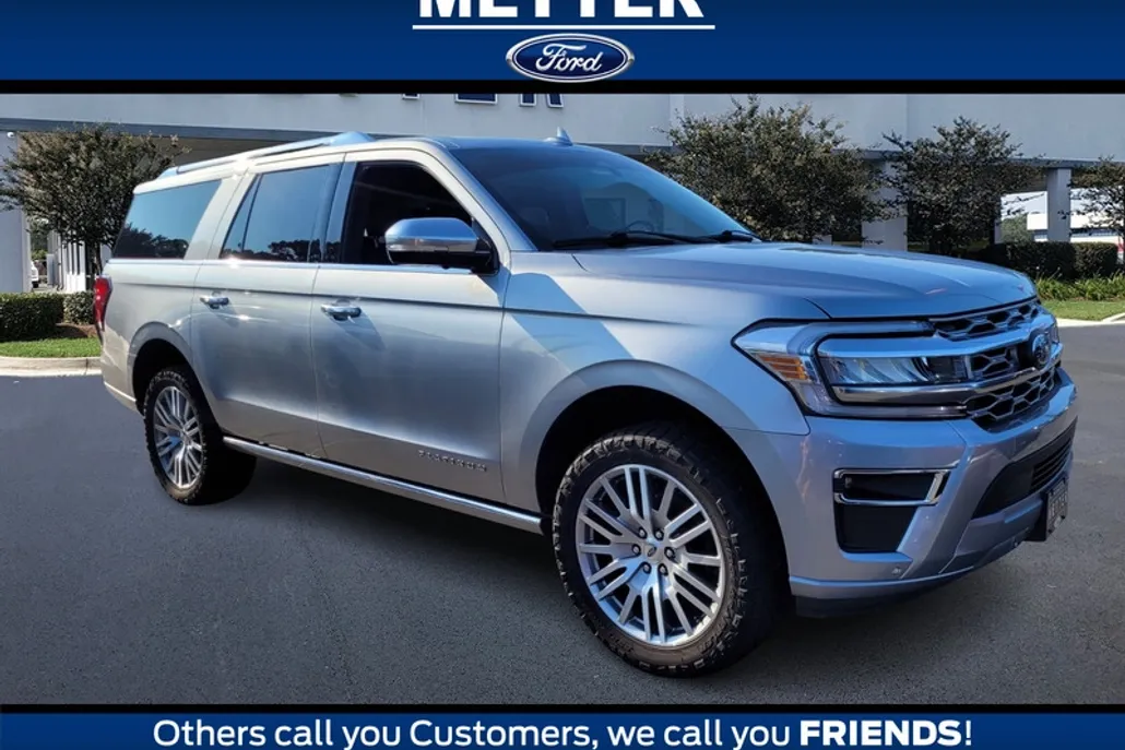 2023 Ford Expedition MAX Platinum photo 1