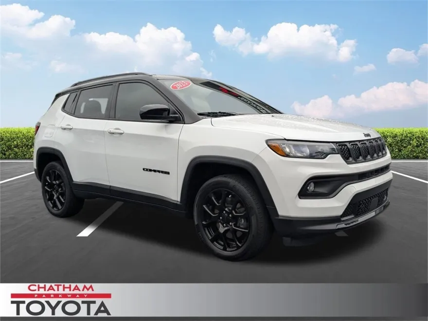 2023 Jeep Compass North Edition Latitude photo 1