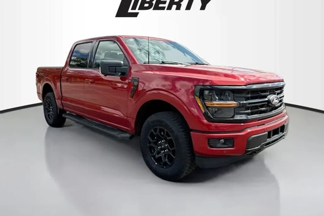 2025 Ford F-150 XLT photo 1