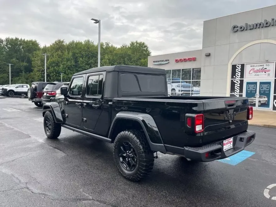 2022 Jeep Gladiator Willys photo 1