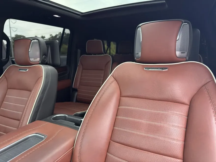 2024 Gmc Yukon XL Denali Ultimate photo 1