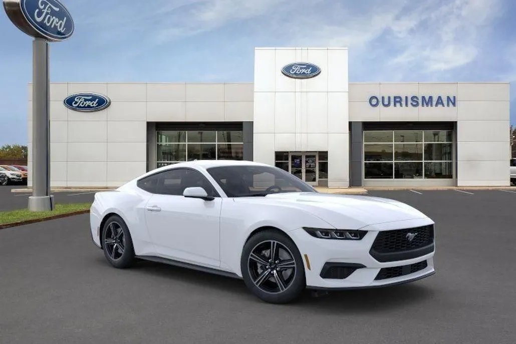 2025 Ford Mustang EcoBoost photo 1