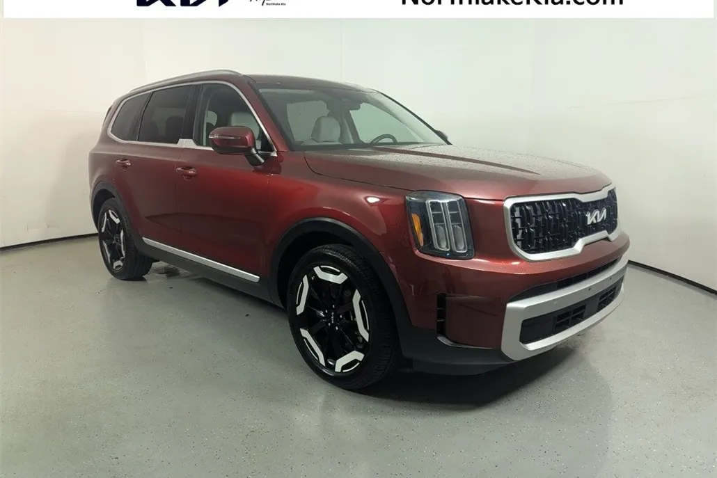 2023 Kia Telluride EX photo 1