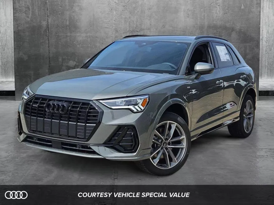 2025 Audi Q3 45 TFSI S line Premium photo 1