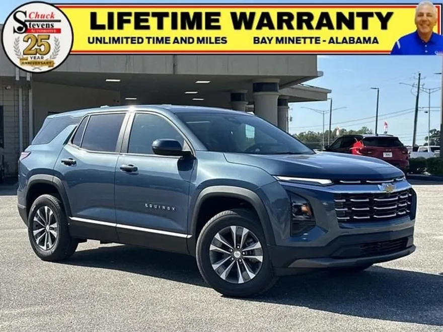 2026 Chevrolet Equinox LT photo 1