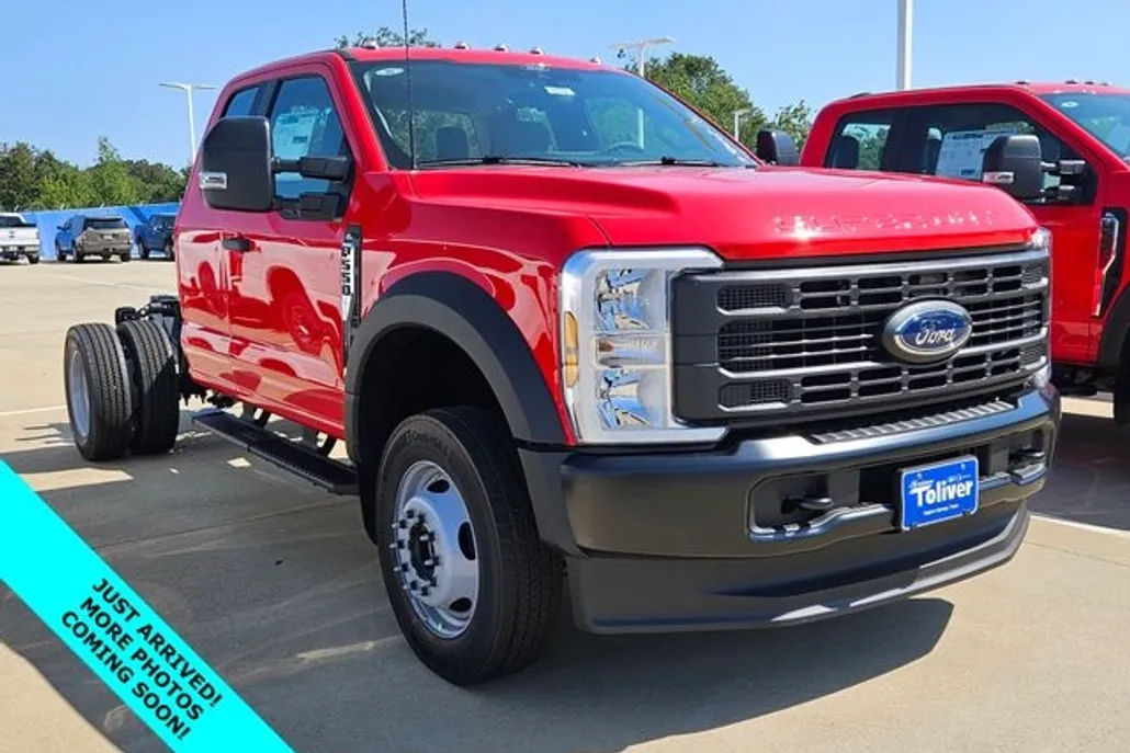 2026 Ford F-550 XL photo 1