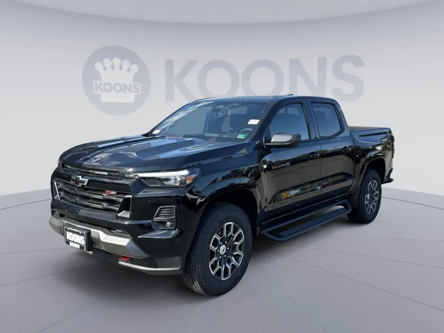 2025 Chevrolet Colorado Z71 photo 1