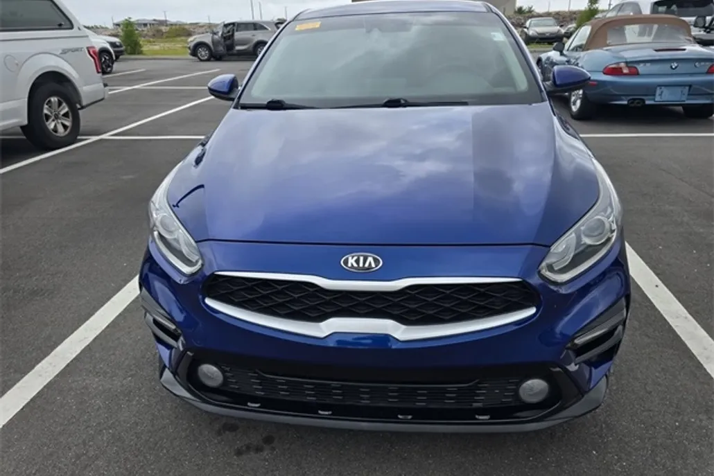 2020 Kia Forte LXS photo 1