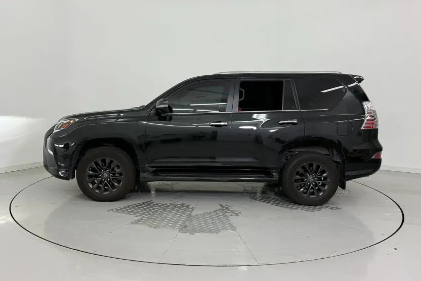 2023 Lexus GX 460 Premium photo 1