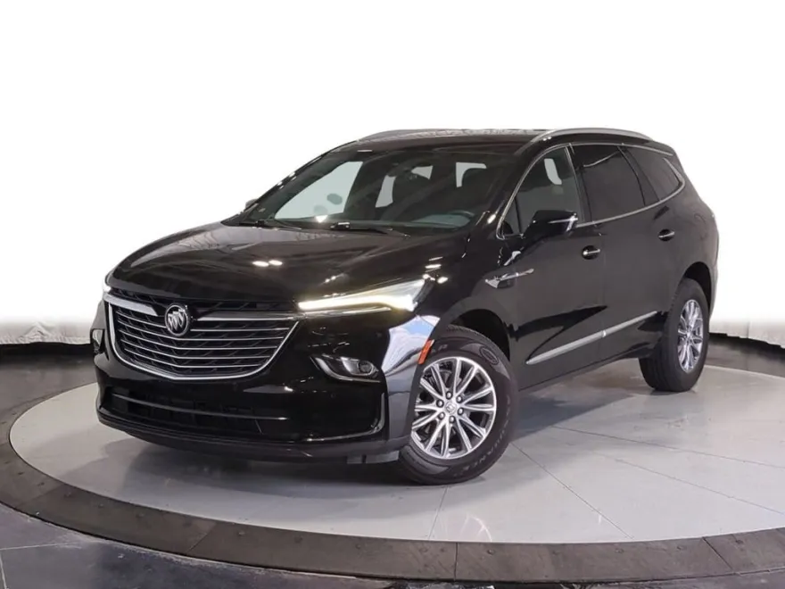 2023 Buick Enclave Essence photo 1