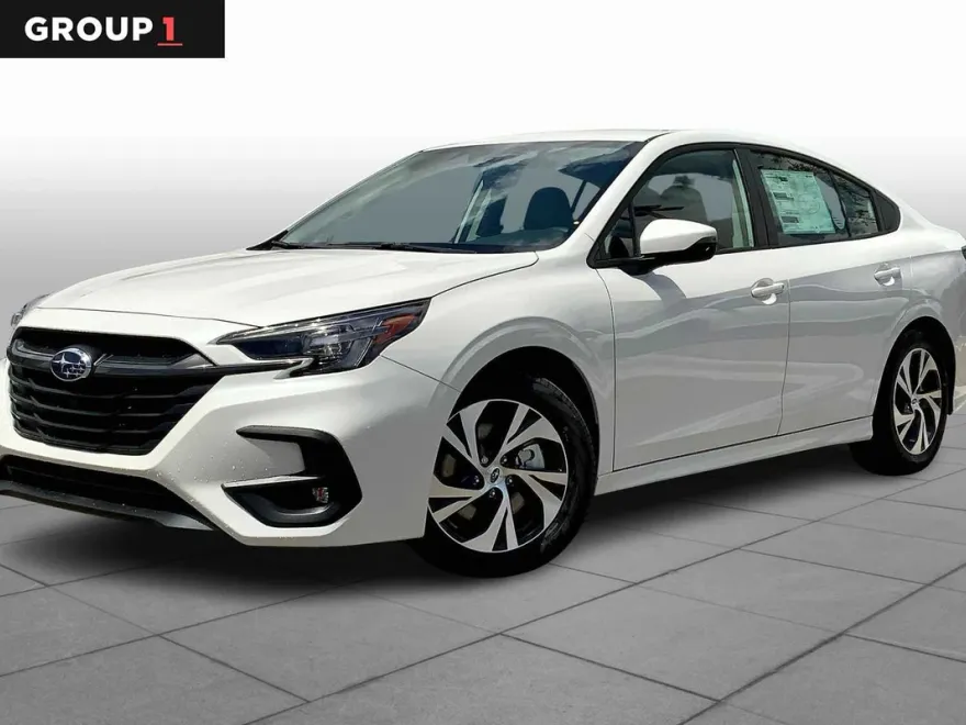 2025 Subaru Legacy Premium photo 1
