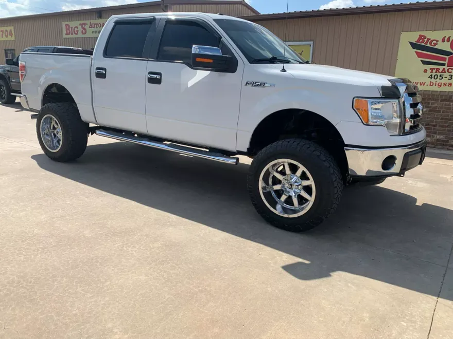 2011 Ford F-150 XLT photo 1
