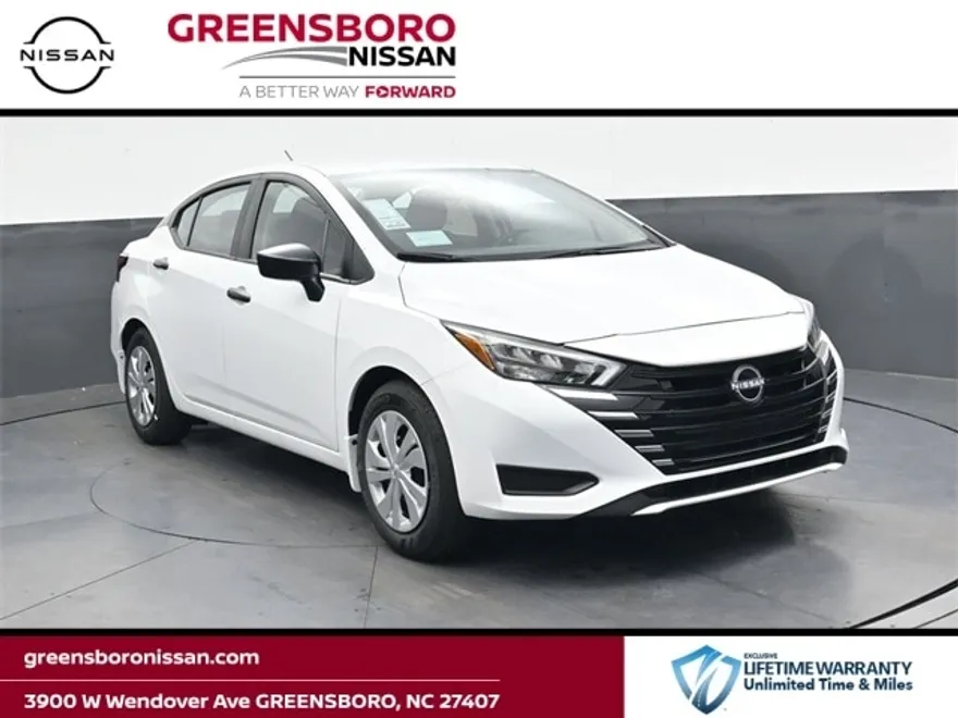 2025 Nissan Versa 1.6 S photo 1