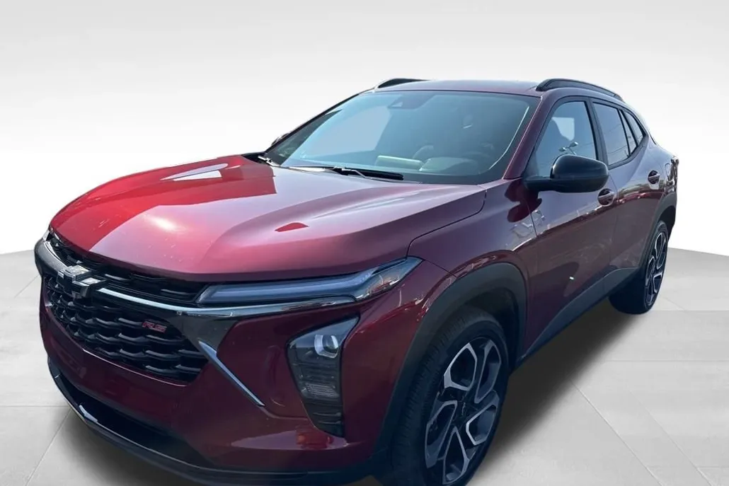 2025 Chevrolet Trax photo 1
