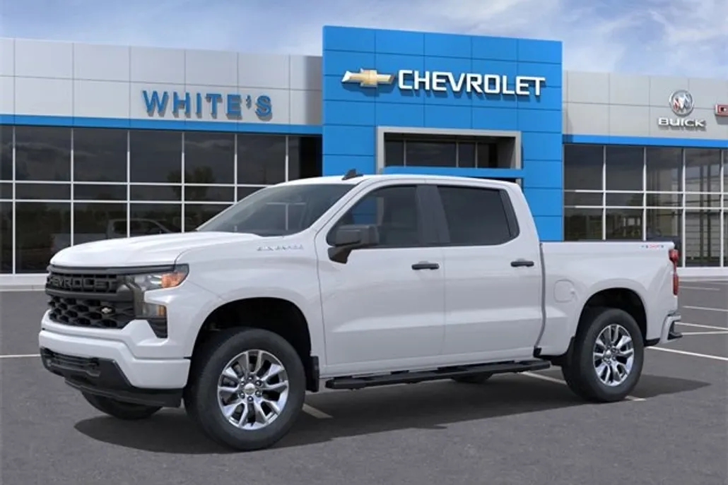 2025 Chevrolet Silverado 1500 Custom photo 1