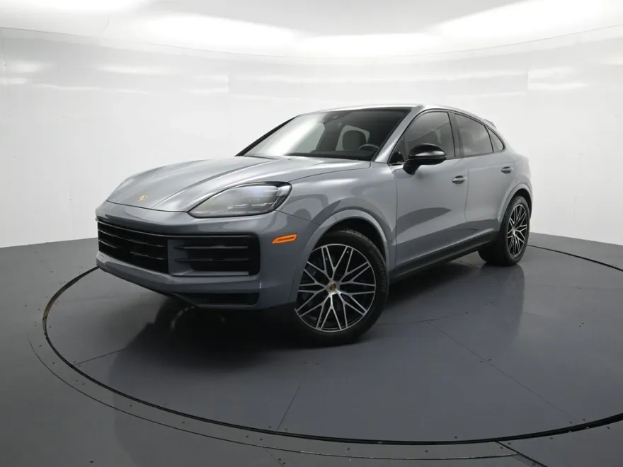 2024 Porsche Cayenne Coupe photo 1