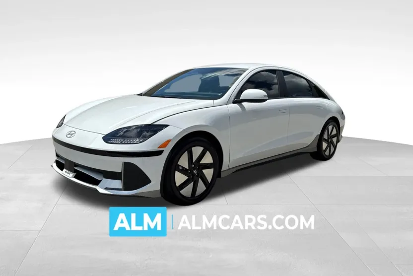 2025 Hyundai Ioniq 6 SE Standard Range photo 1
