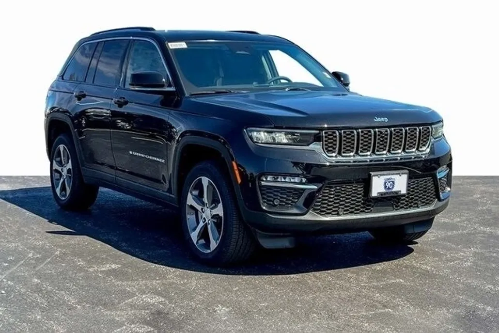 2023 Jeep Cherokee 4xe Sport photo 1