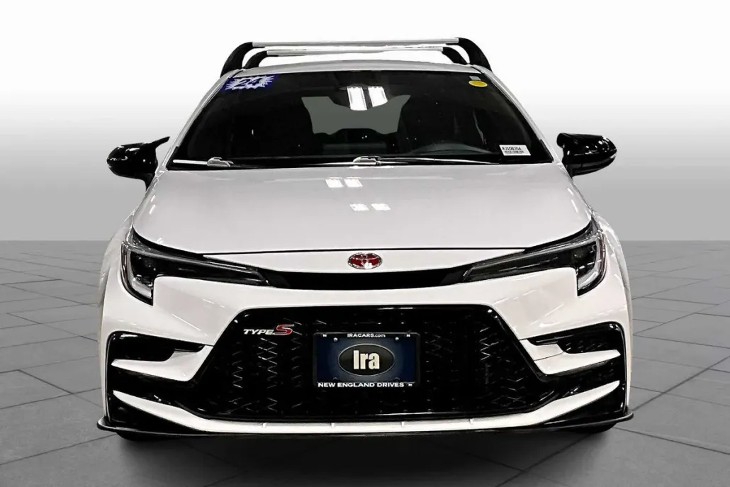 2024 Toyota Corolla SE photo 1