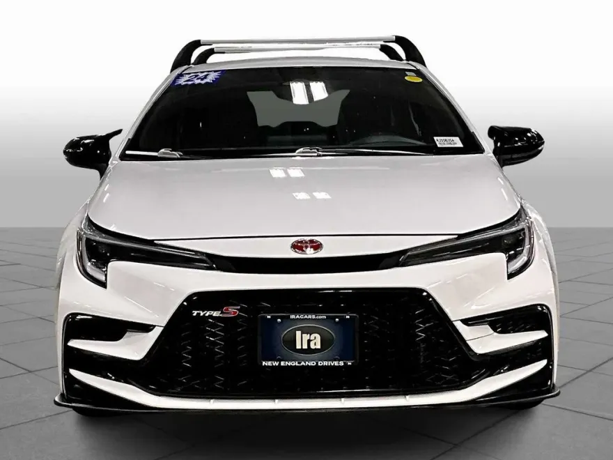 2024 Toyota Corolla SE photo 1