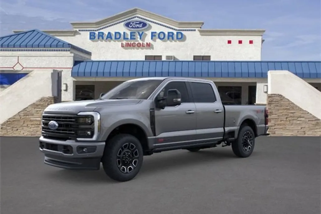 2025 Ford F-350 Platinum photo 1