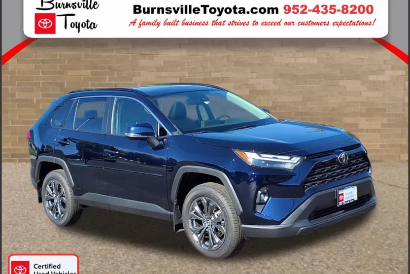 2025 Toyota RAV4 Hybrid XLE Premium photo 1