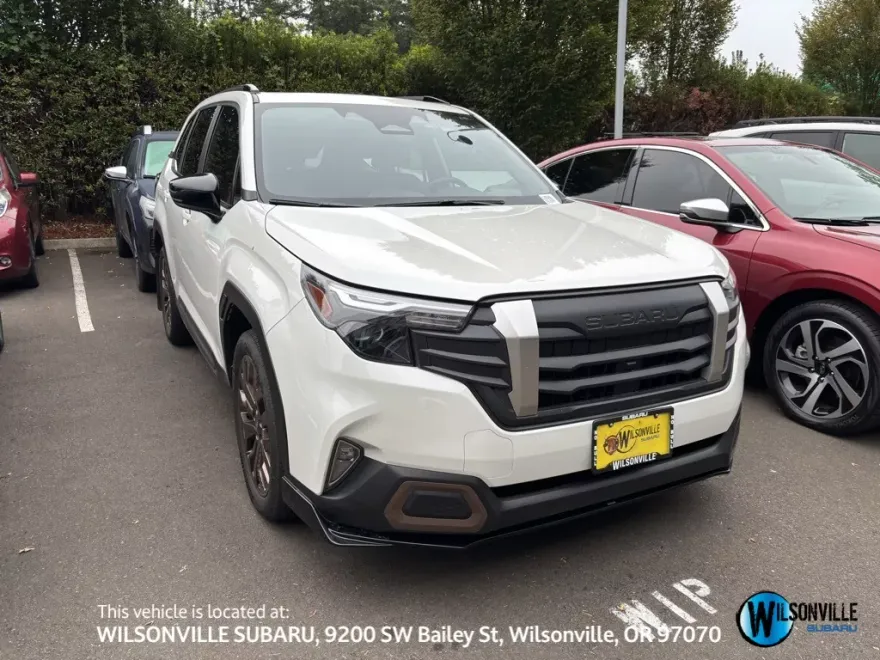 2025 Subaru Forester Sport Base photo 1