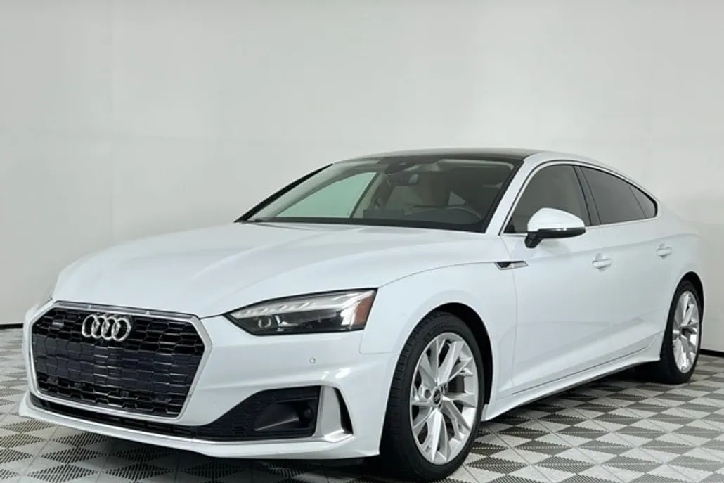 2022 Audi A5 40 Premium Quattro photo 1