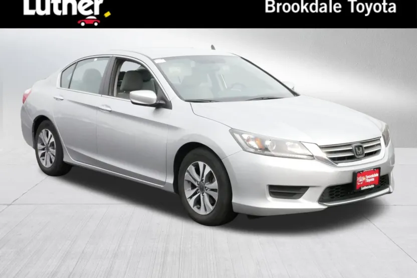 2015 Honda Accord LX photo 1