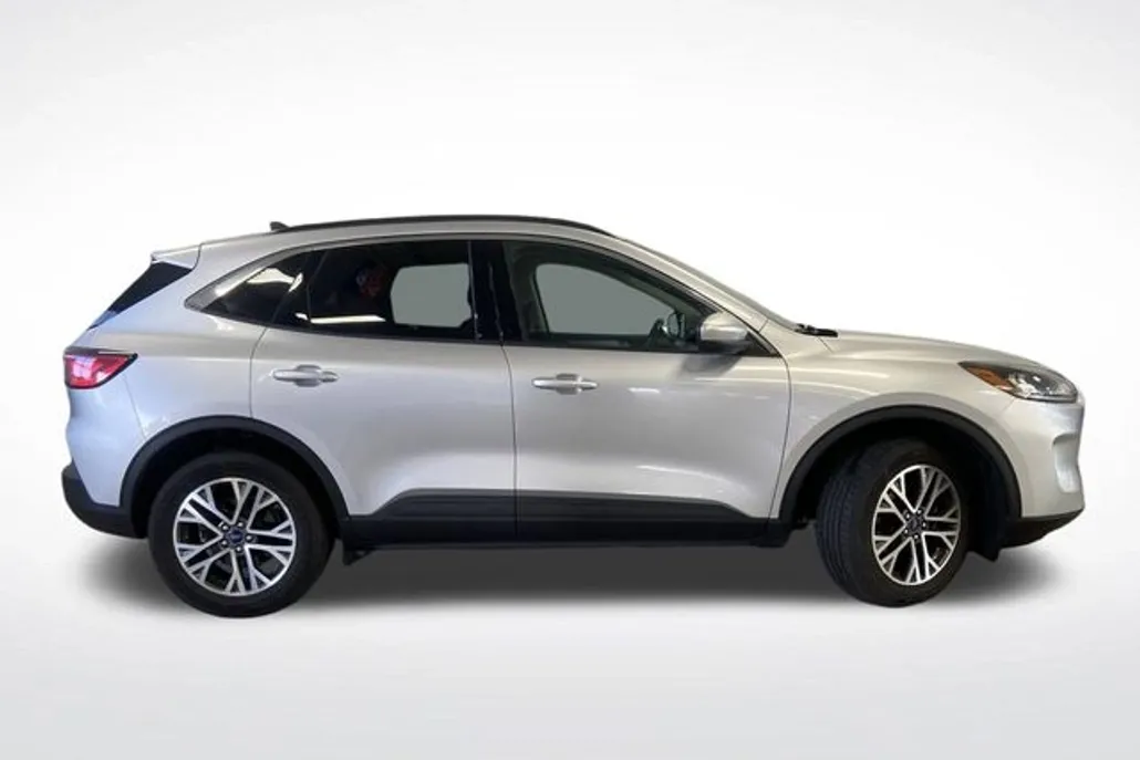 2020 Ford Escape SEL photo 1
