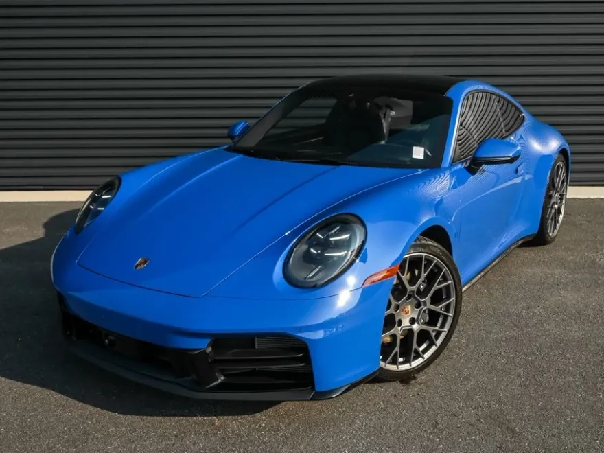2025 Porsche 911 Coupe photo 1